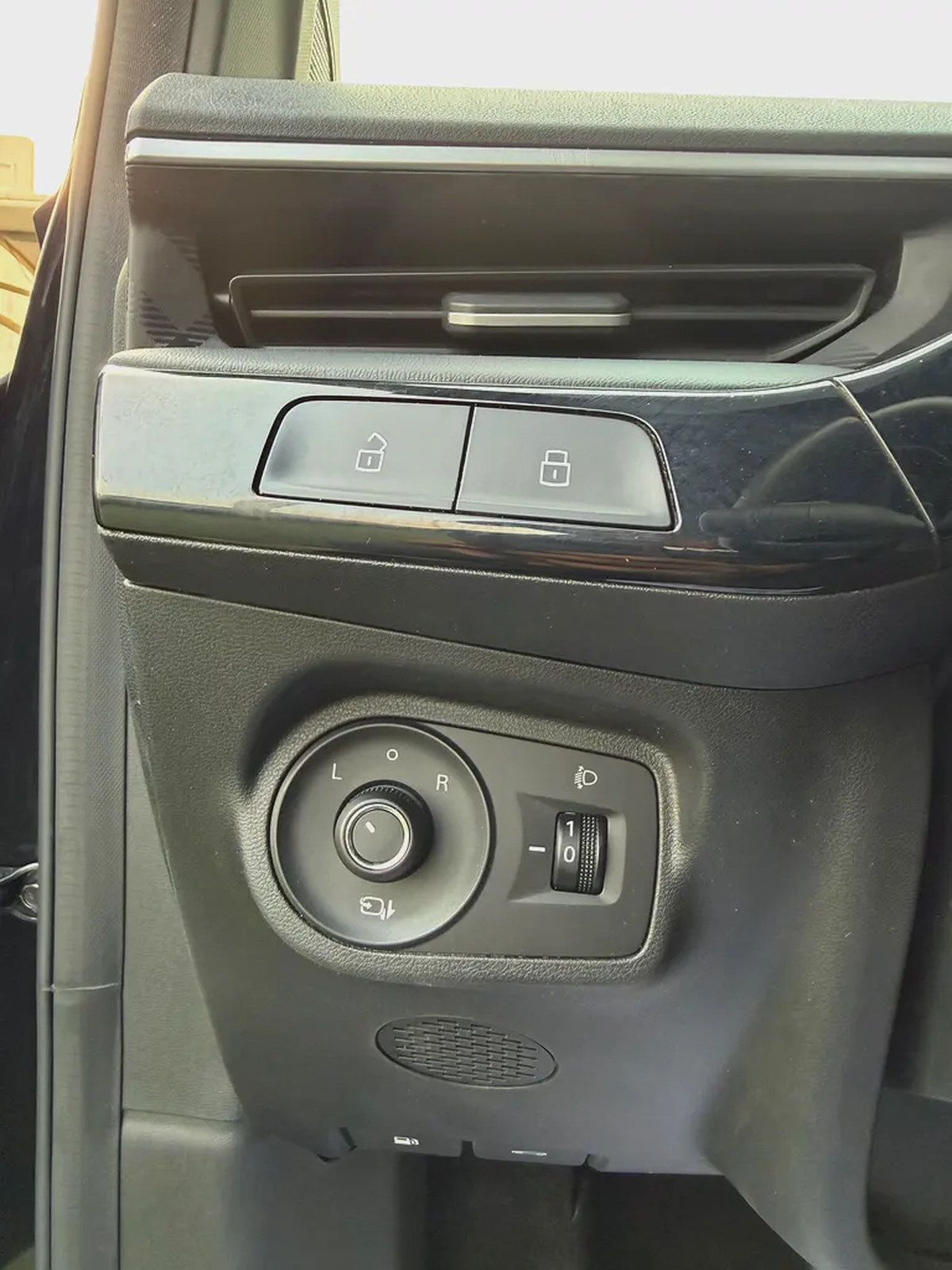 MG3- 2025-GCC —FREE ACCIDENT-LOW MILAGE-FULL OPTION-EXCELLENT CONDITION-13-13