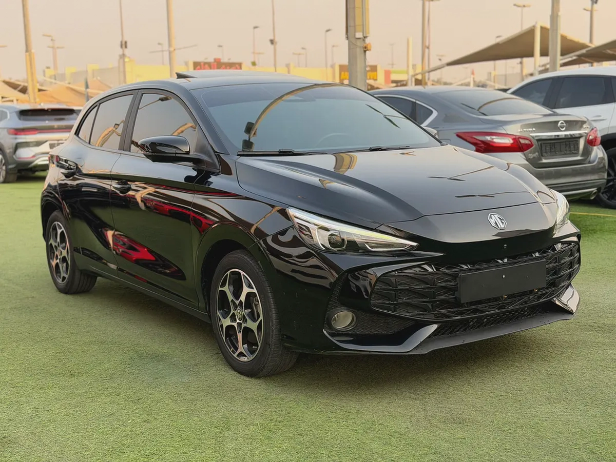 MG3- 2025-GCC —FREE ACCIDENT-LOW MILAGE-FULL OPTION-EXCELLENT CONDITION-1-1