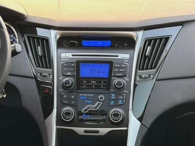 2011 Hyundai Sonata Limited (Korean Specs) - Excellent Condition-13