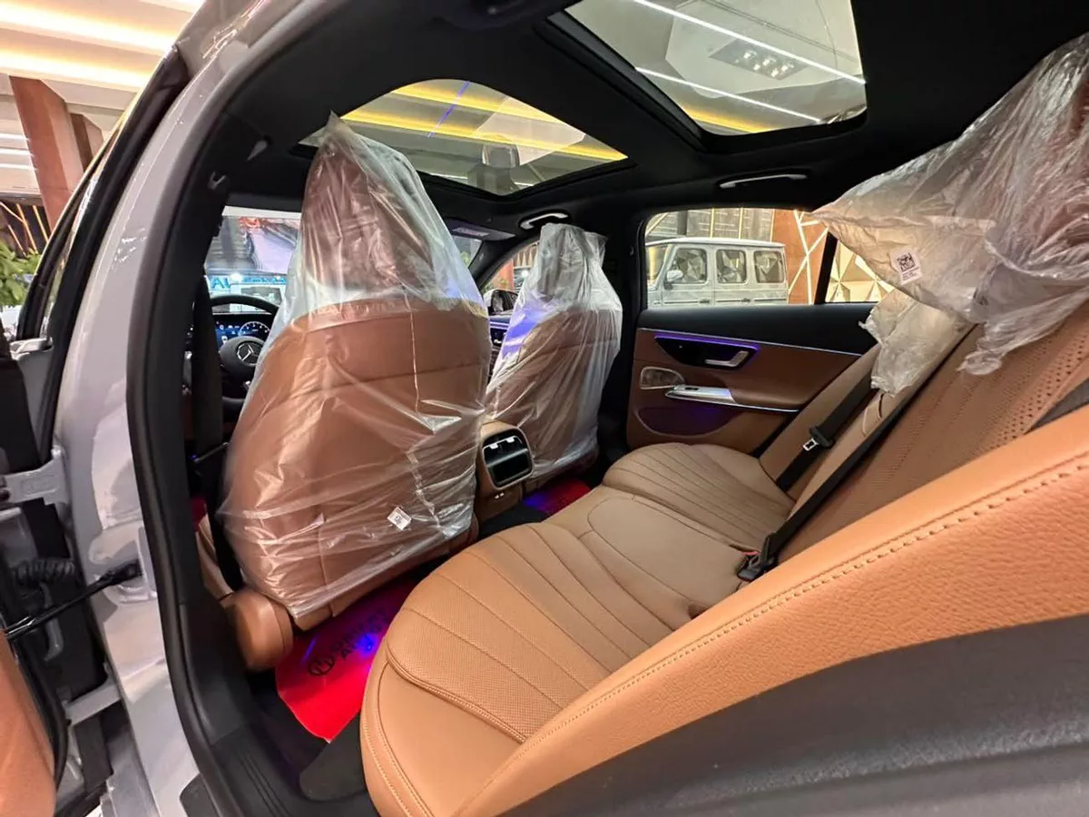 Mercedes Benz E300 AMG Brand new Full option-10-0