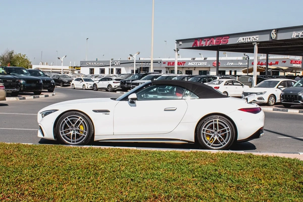 2023 Mercedes-Benz SL43 AMG – | Only 2,000 KM | Brand New Condition