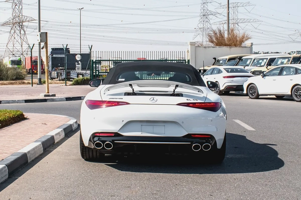 2023 Mercedes-Benz SL43 AMG – | Only 2,000 KM | Brand New Condition