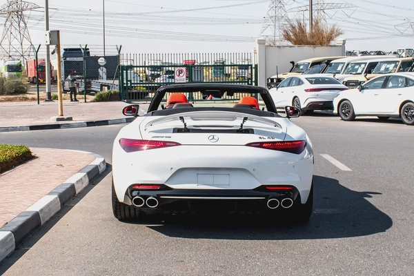 2023 Mercedes-Benz SL43 AMG – | Only 2,000 KM | Brand New Condition