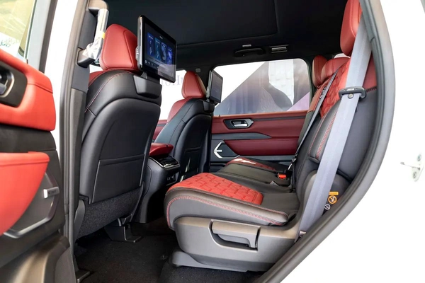 Nissan Patrol SE Platinum City