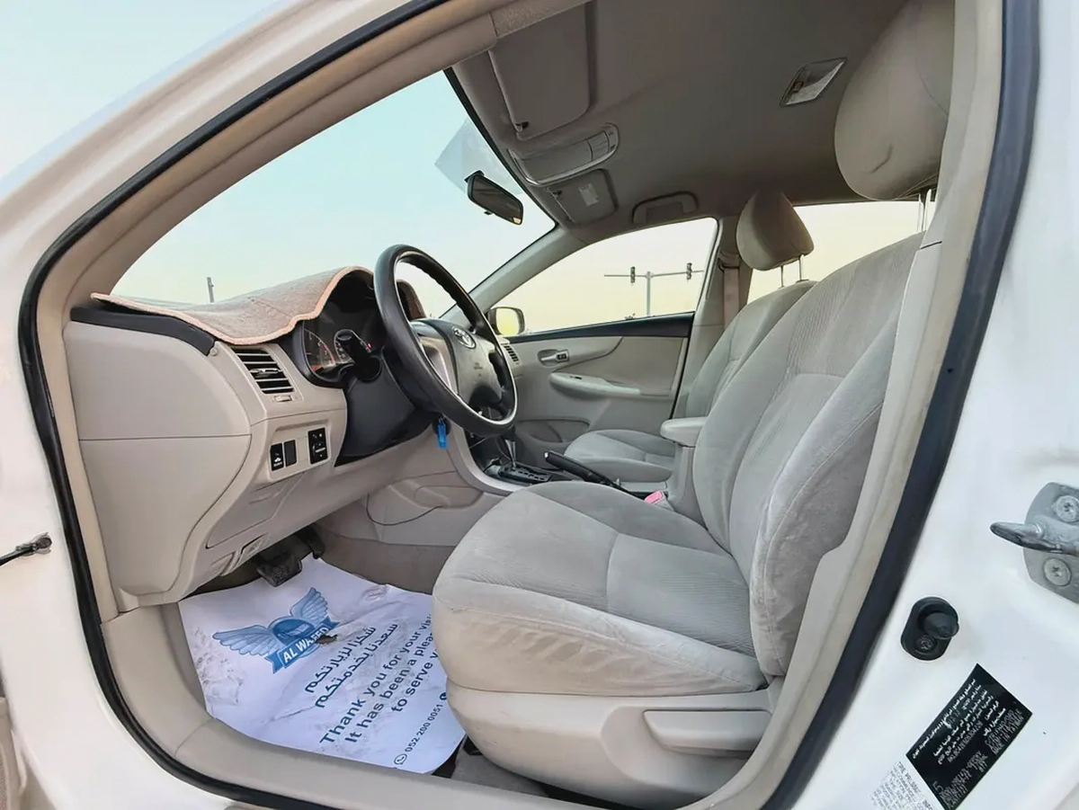 Toyota Corolla 2013 SE - Well Maintained GCC Specs-13-13