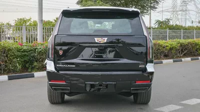Cadillac Escalade Sport | V8 | 6.2L | AWD | Black | 2026-3