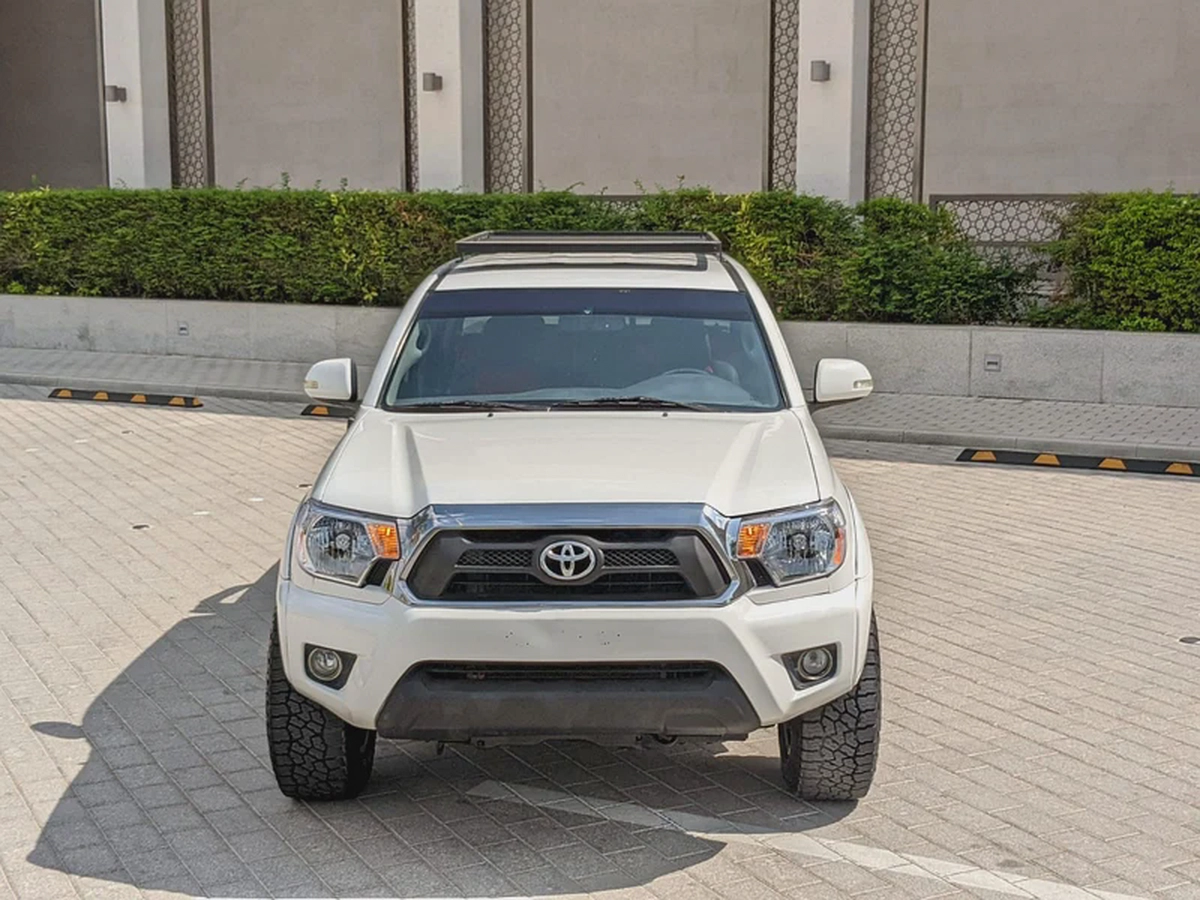 TOYOTA TACOMA 2015 MODIFIED TRD 4X4 4DOORS IN EXCELLENT CONDITION