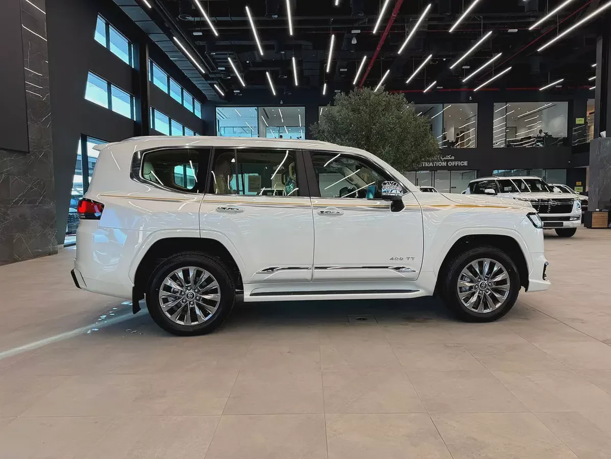 تويوتا لاندكروزر استيشن VXR 3.5 توين تيربو  ضمان الوكيل-3-3
