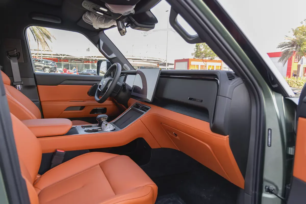 ROX 01 | 7 Seater | Hybrid SUV | Fully Loaded (export)-11-11