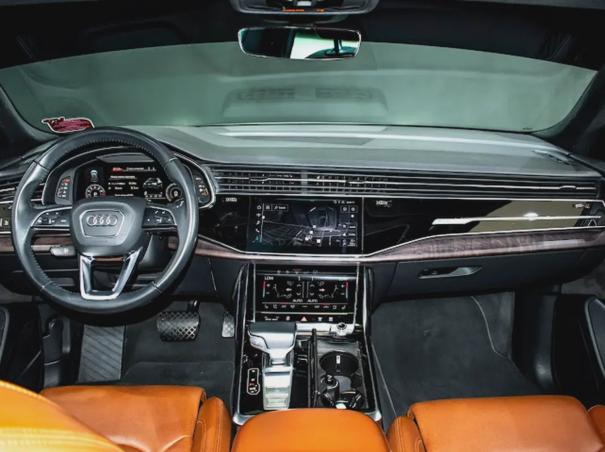 2019 ll Audi Q8 ll S-Line ll Gcc ll Full Option ll Full Service History-12-12