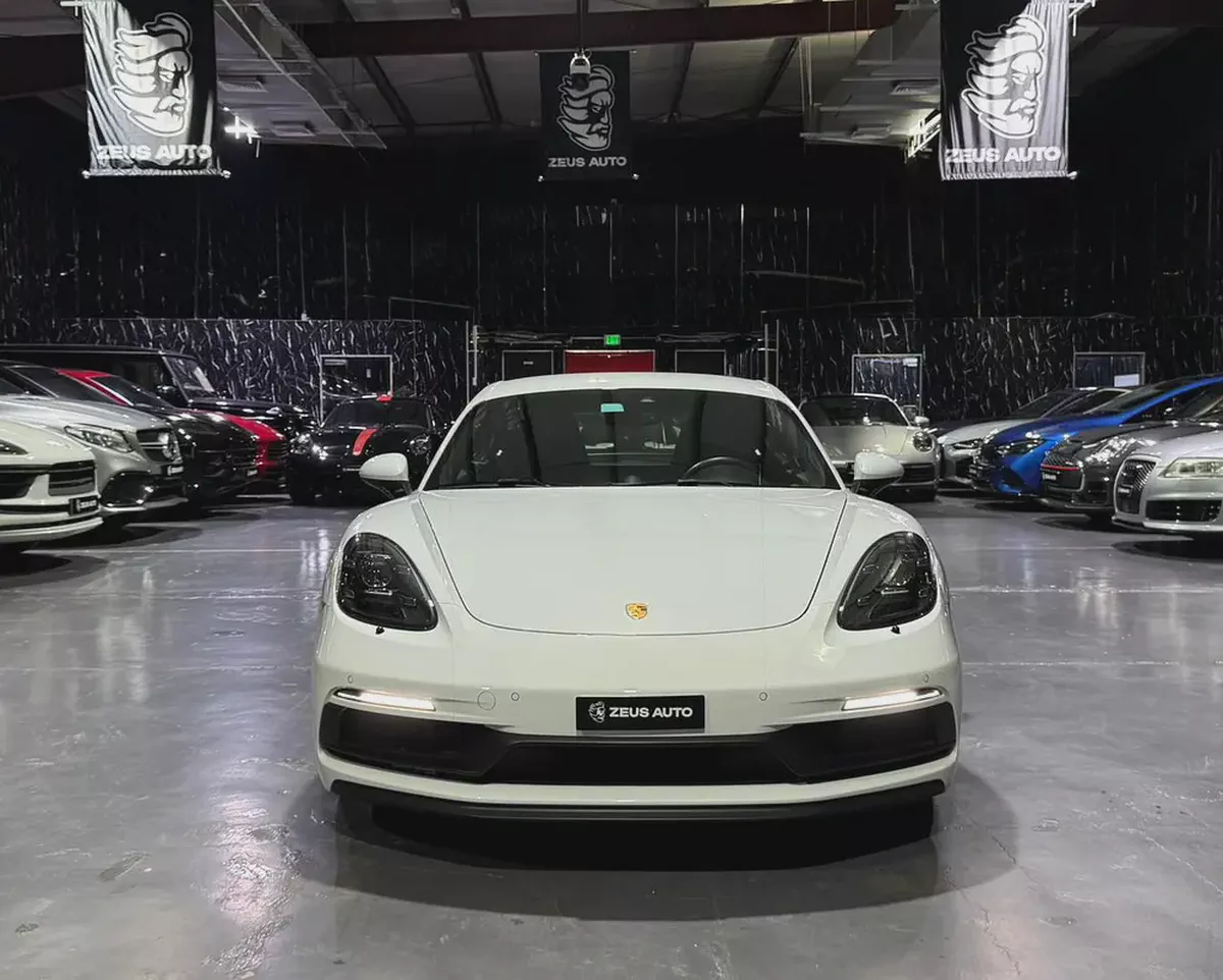 2022 | Porsche 718 Cayman GTS | GCC | Al Nabooda Porsche Service History & Warranty Till 03/2027-1-1