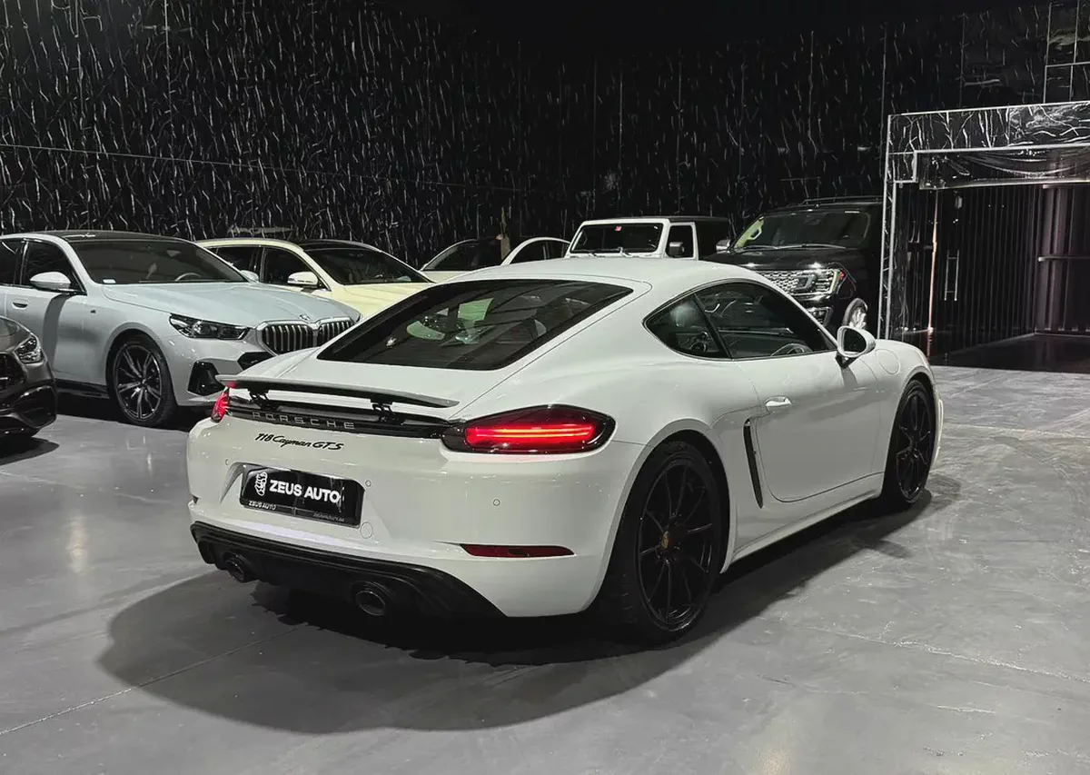 2022 | Porsche 718 Cayman GTS | GCC | Al Nabooda Porsche Service History & Warranty Till 03/2027-3-3