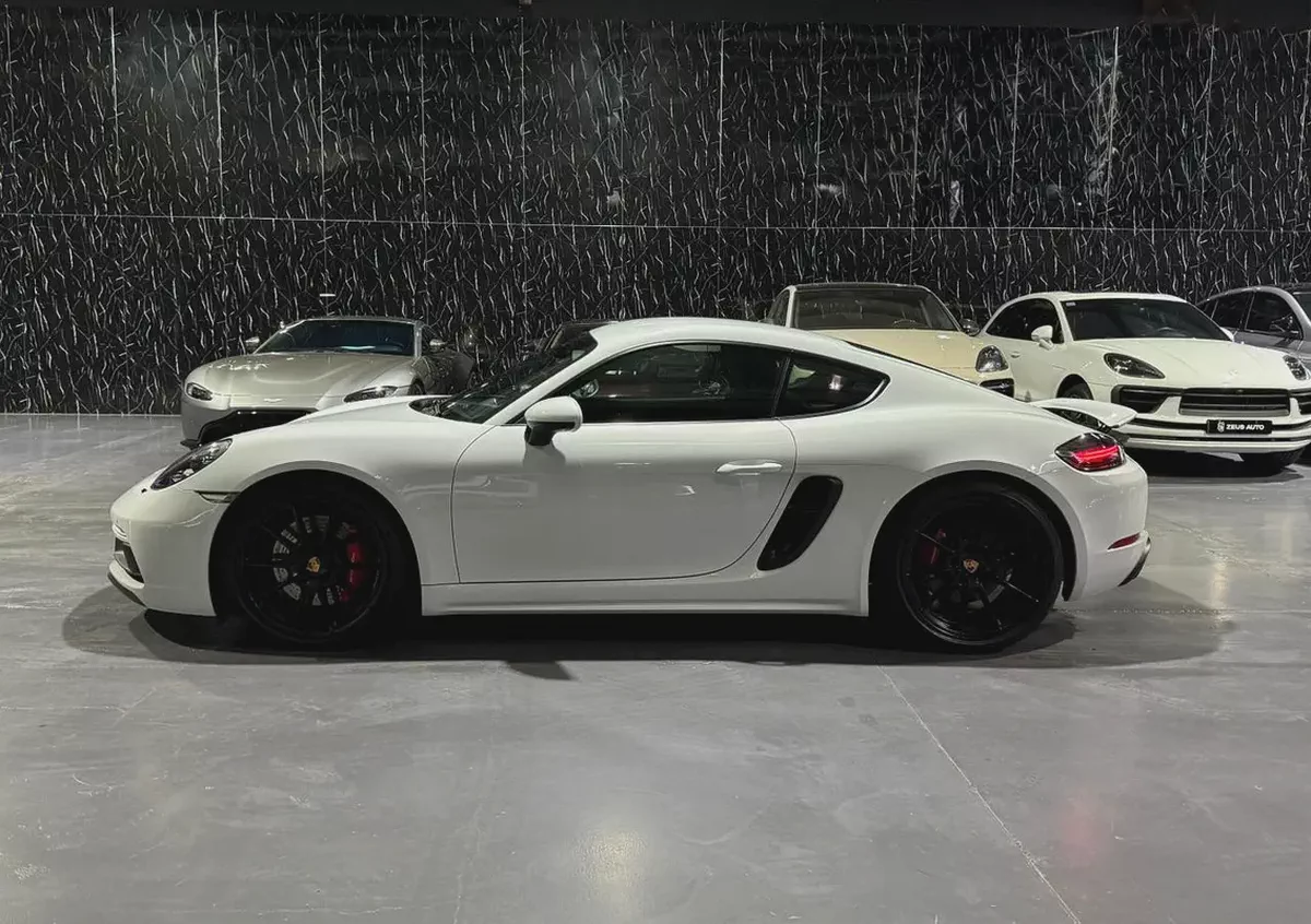 2022 | Porsche 718 Cayman GTS | GCC | Al Nabooda Porsche Service History & Warranty Till 03/2027-6-6