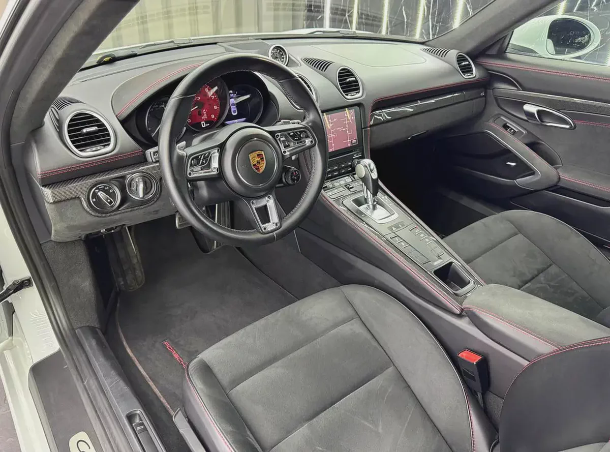 2022 | Porsche 718 Cayman GTS | GCC | Al Nabooda Porsche Service History & Warranty Till 03/2027-8-8