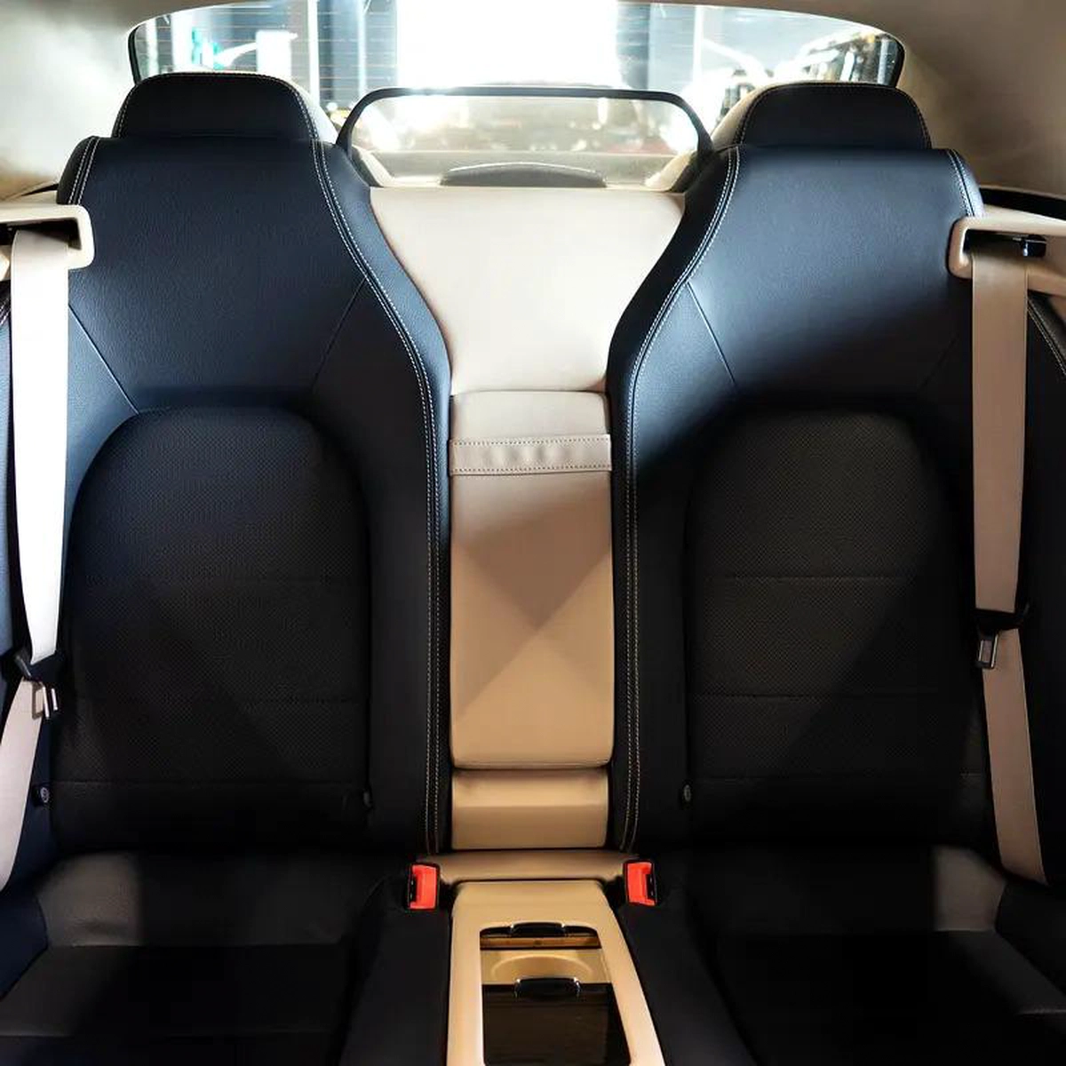 AED 45,950 • Mercedes E250 • 1 Year Warranty-10-10