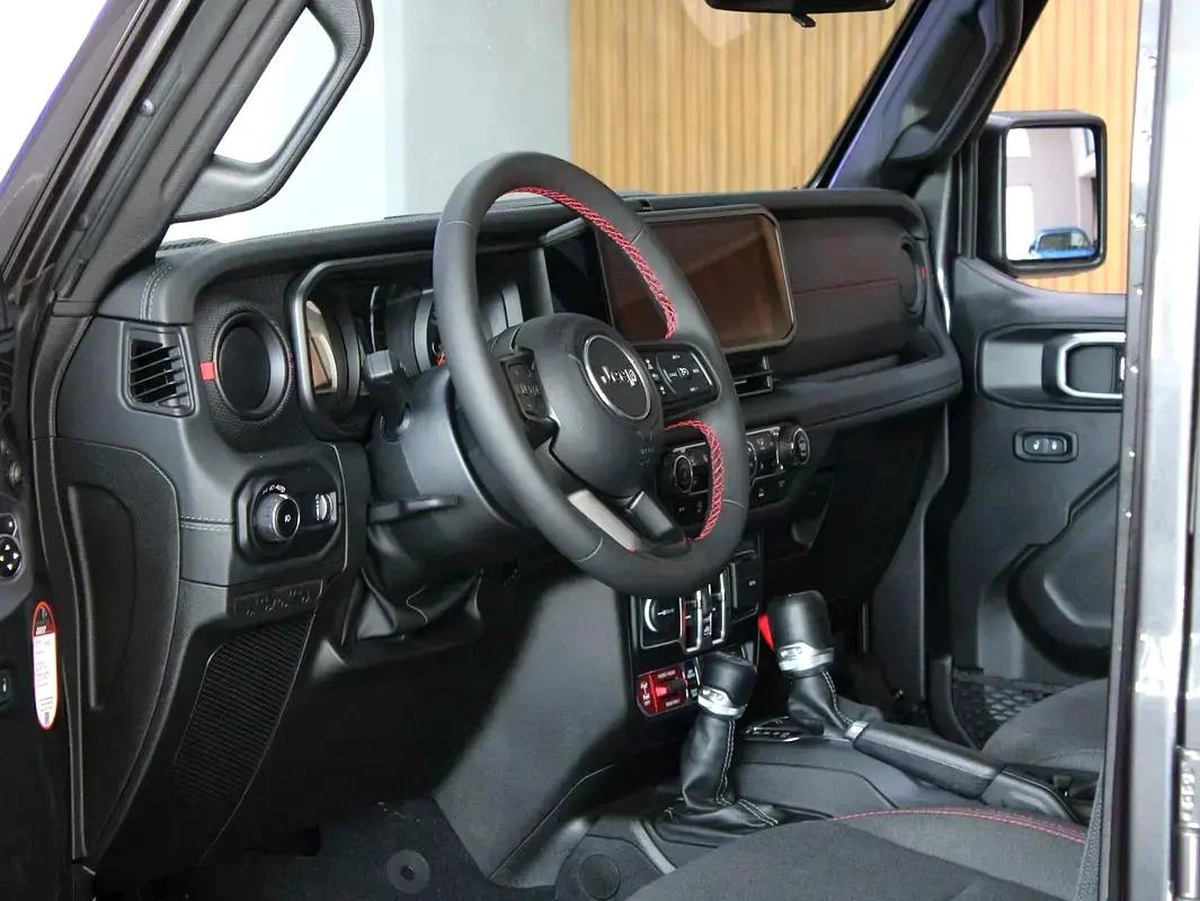 2024 Jeep Wrangler Rubicon with warranty-12-12