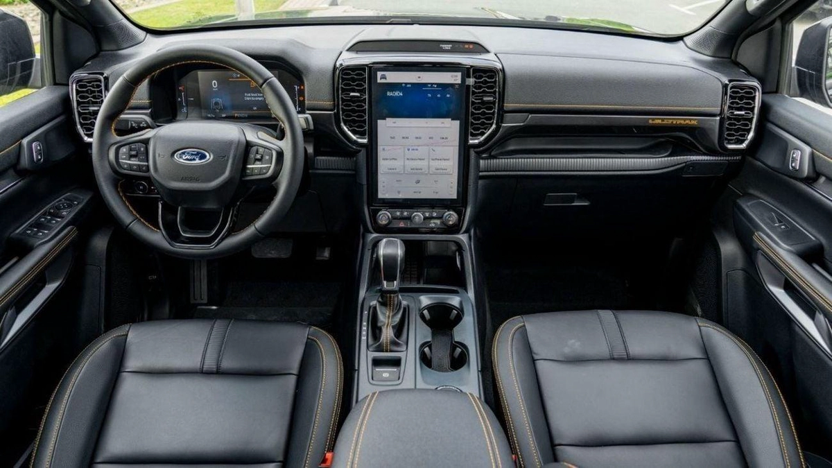 Ford Ranger FORD RANGER DC WILDTRAK 2.0D AT 4X4 MY2023 – BLACK-4-4