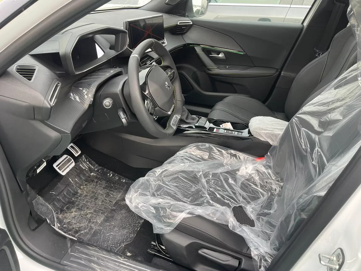 New 2023 Peugeot 2008-11-11
