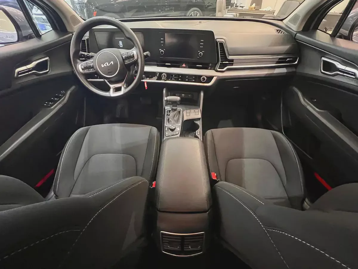 !! 2025 !! Kia | Sportage LX | GCC Specs | Under Warranty | Just 43000 Driven-12-12