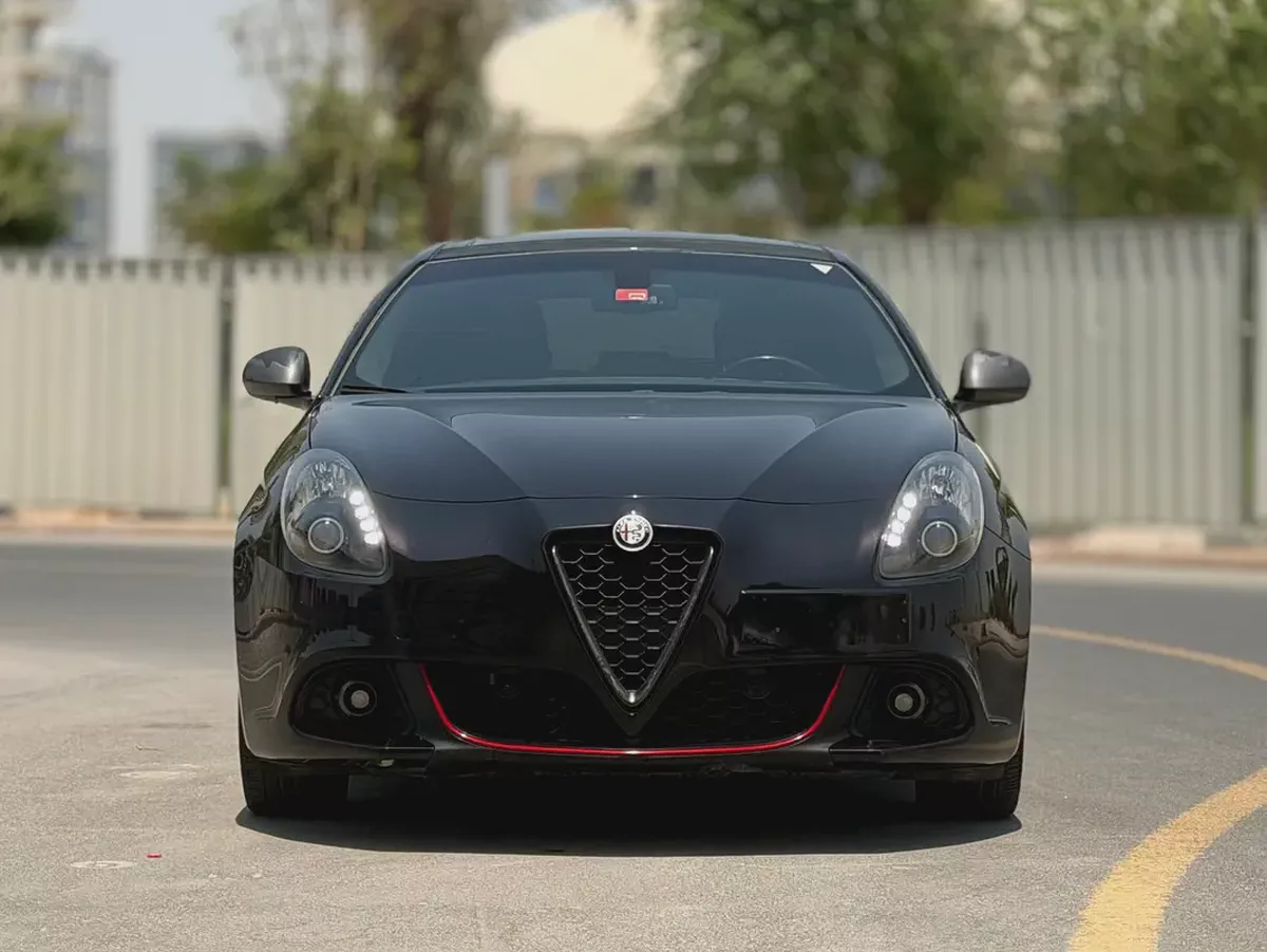 Pristine Condition | 2019 Alfa Romeo Giulietta Veloce | GCC Specs-1-1