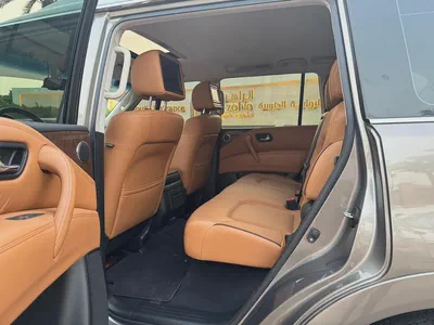 Infiniti QX80 2017 – GCC Specs Full Option Full service History-10