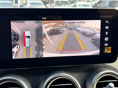 Mercedes benz Glc300 Model 2021-14
