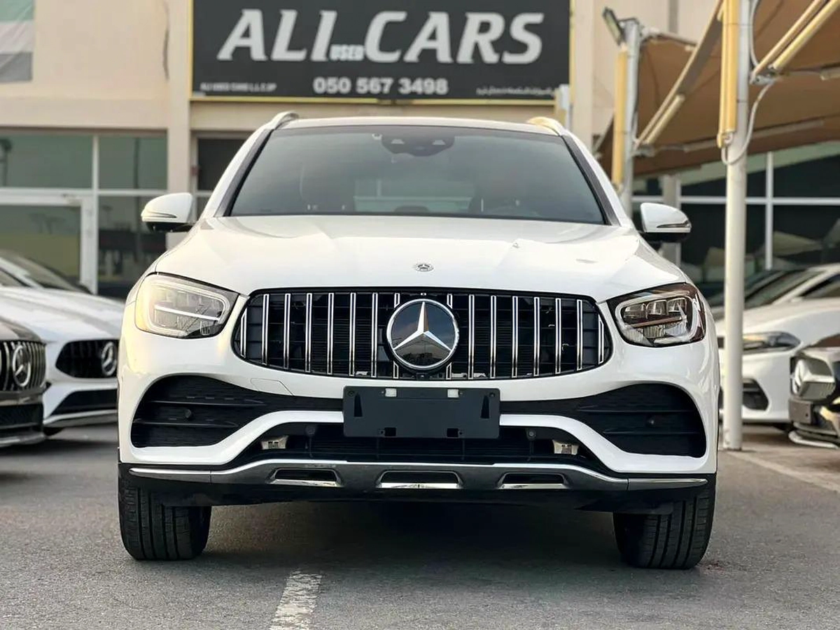 Mercedes benz Glc300 Model 2021-12-12