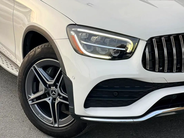 Mercedes benz Glc300 Model 2021