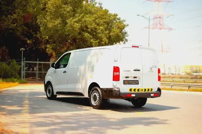 Peugeot Expert | Delivery Van | Automatic Diesel | GCC Specs | Ref#P01311-3