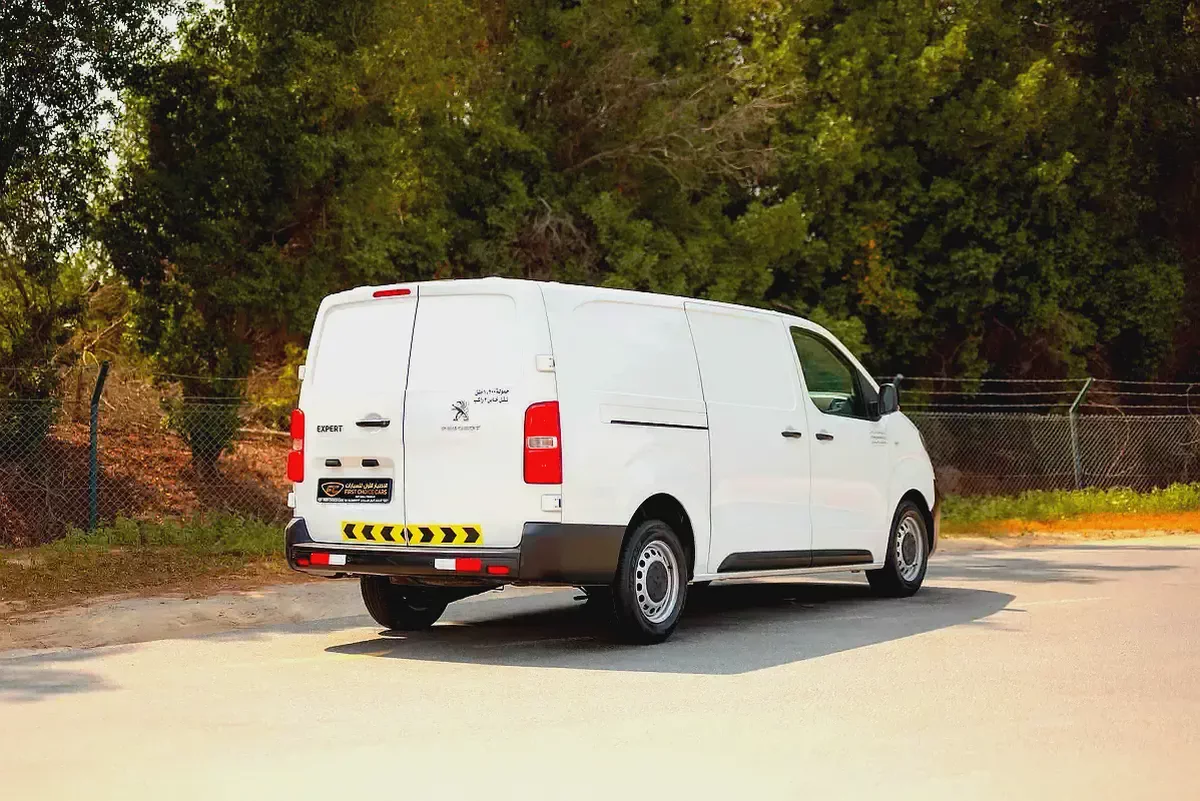 Peugeot Expert | Delivery Van | Automatic Diesel | GCC Specs | Ref#P01311-2-2
