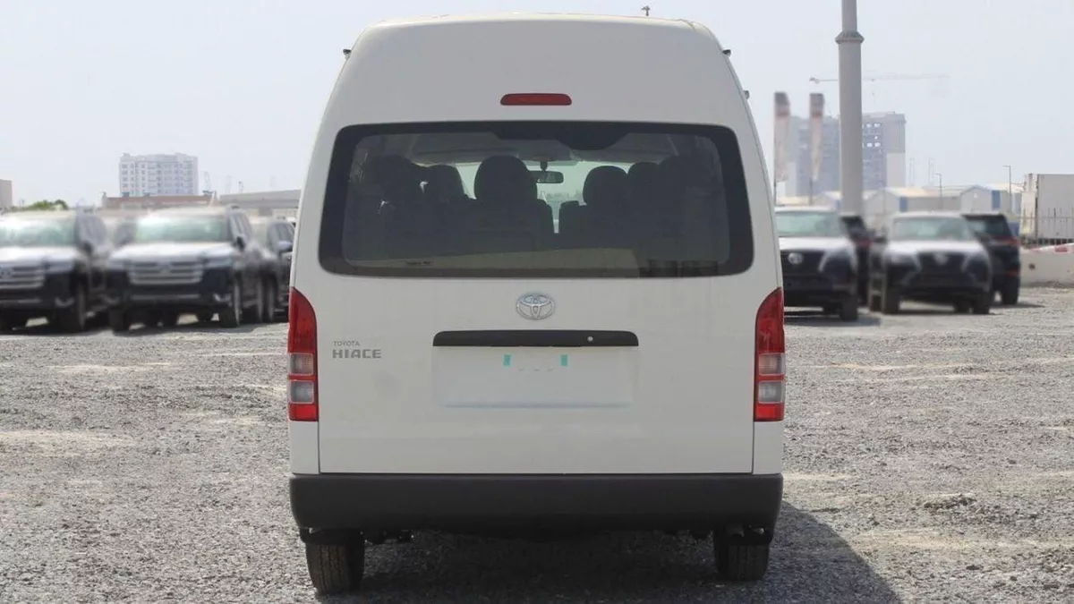Toyota Hiace DLS - STD ROOF HIACE 2.5L HIGH ROOF DIESEL-5-0