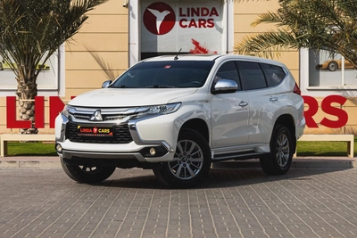 Mitsubishi Montero Sport 2019-0