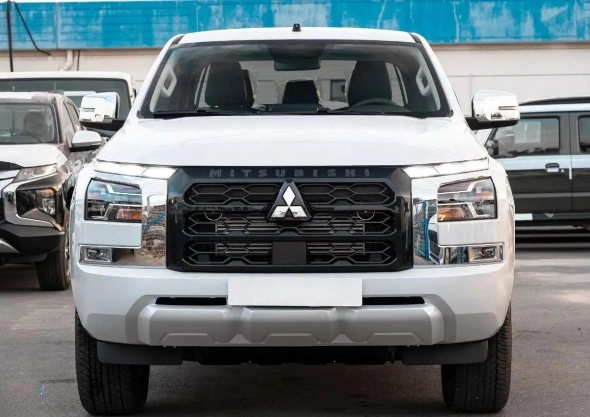 Mitsubishi L200 Mitsubishi L200 Sportero 2.4L Diesel MY2026-5-5