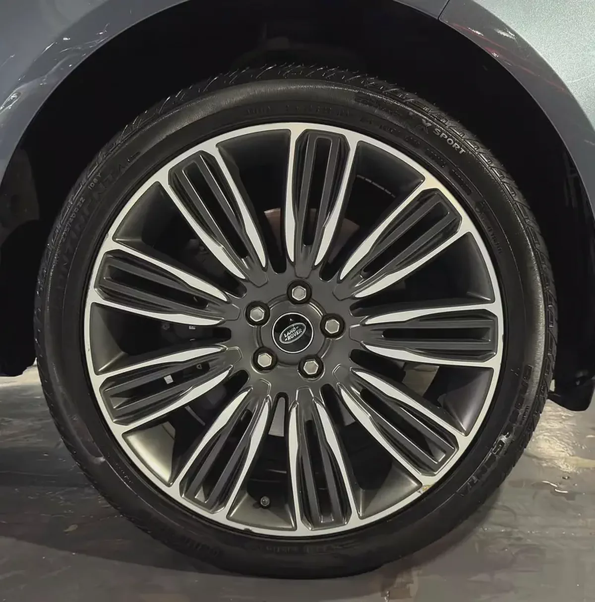 2021 Range Rover HSE | 3.0L V6 MHEV | GCC | Service History-8-8