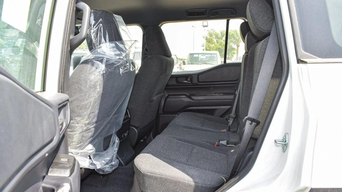 Toyota Prado 2.4L Basic/ Saudi Specs-8-8