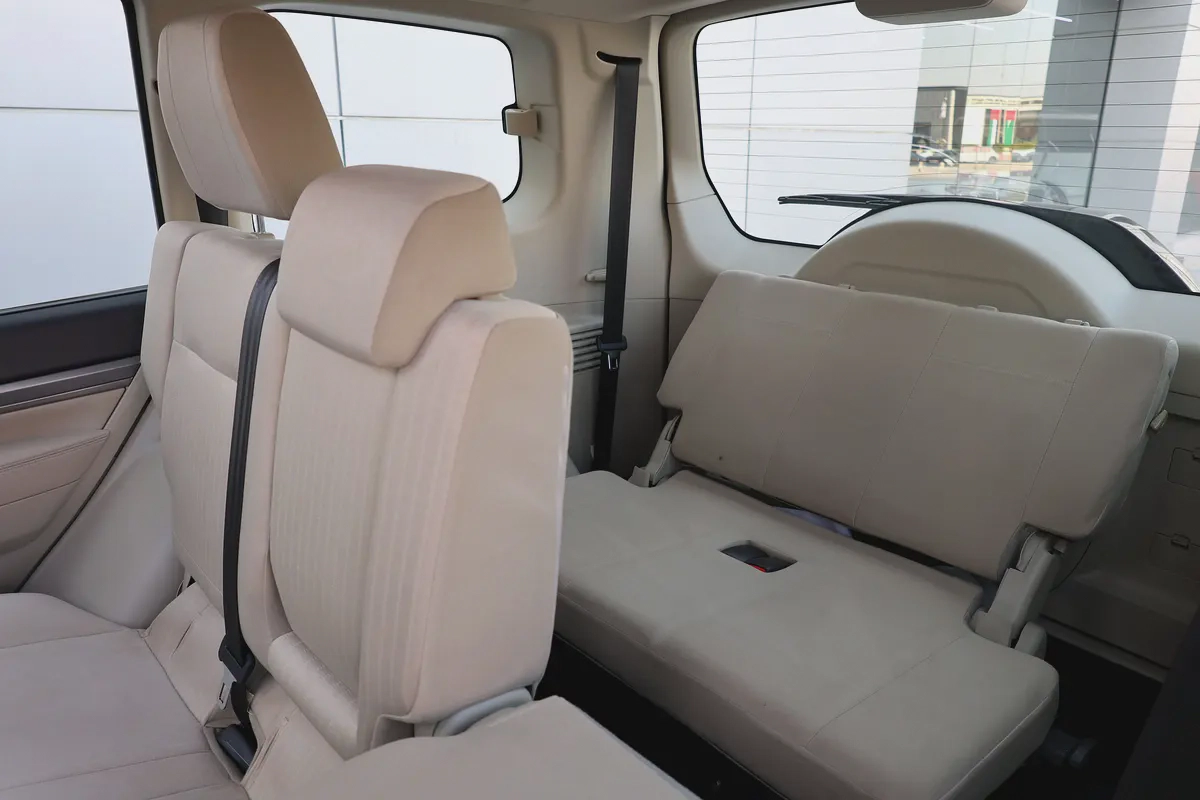 Mitsubishi Pajero GLS 2022-60,600KM-GCC Specs-Excellent Condition-19-19