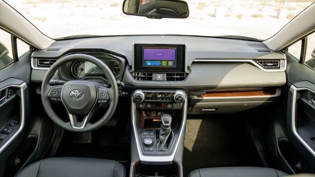 Toyota RAV4 XLE TOYOTA RAV4 2.0P AT  MY2024-9-0