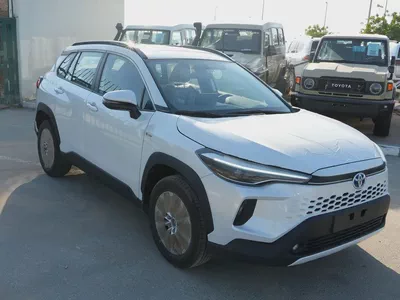 2025 TOYOTA COROLLA CROSS 1.8L HYBRID PET A/T SUNROOF FULL GCC BRAND NEW 0KM-2