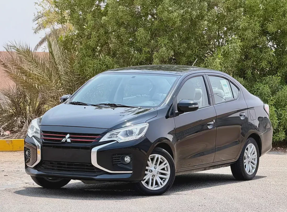 GLX TOPLINE TRIM 1.2L GCC , ACCIDENT FREE, (403/-MONTHLY)-1-1