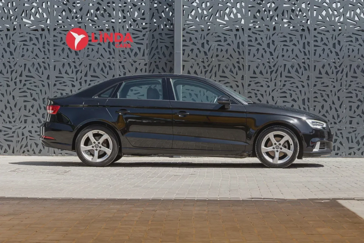 Audi A3 2020-4-4
