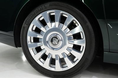 Rolls-Royce Phantom-5