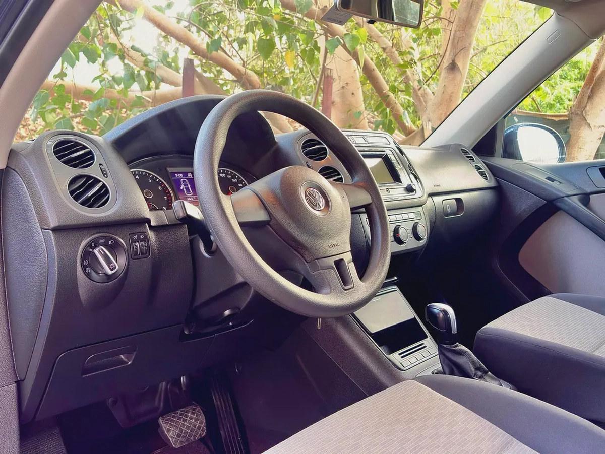 Volkswagen Tiguan SEL 2016 | GCC Specs | Low Mileage | Full Service History-2-2