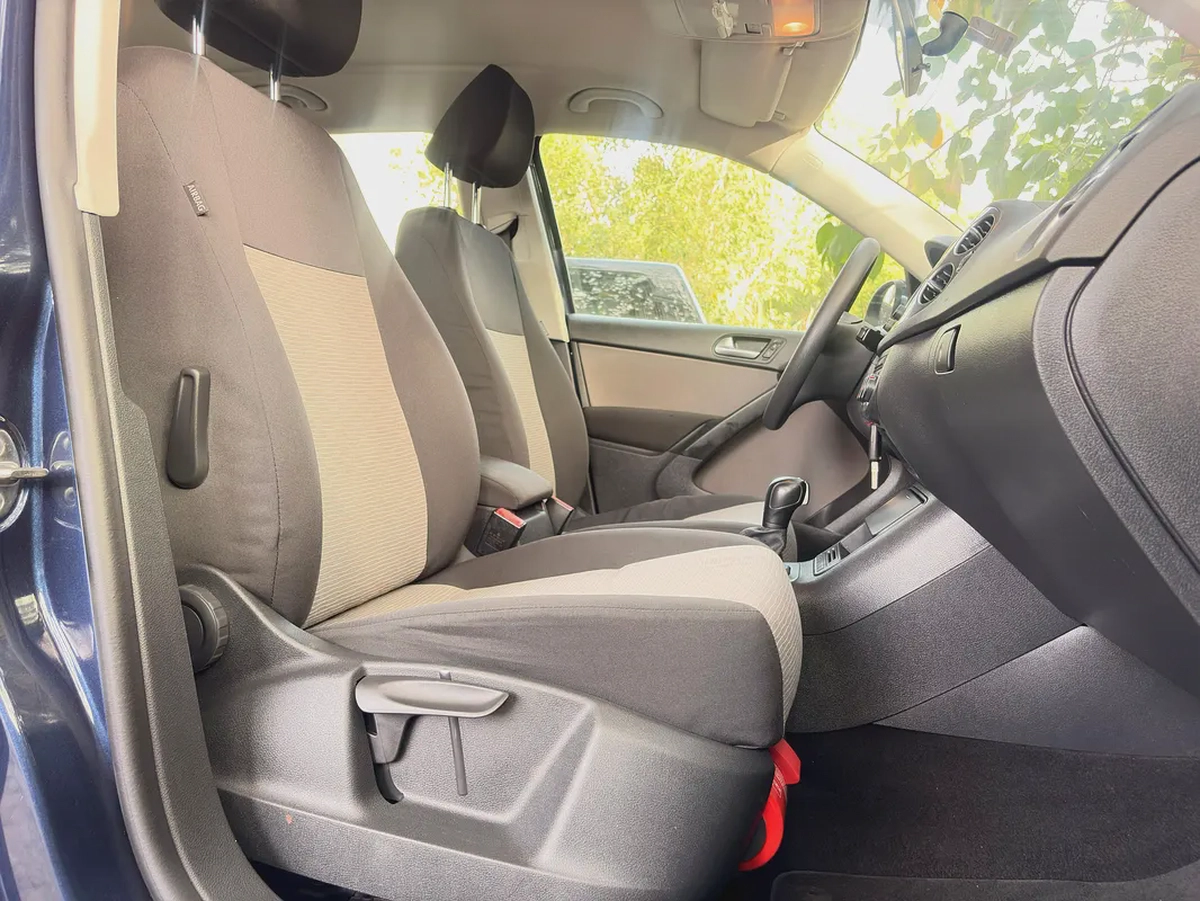 Volkswagen Tiguan SEL 2016 | GCC Specs | Low Mileage | Full Service History-5-5