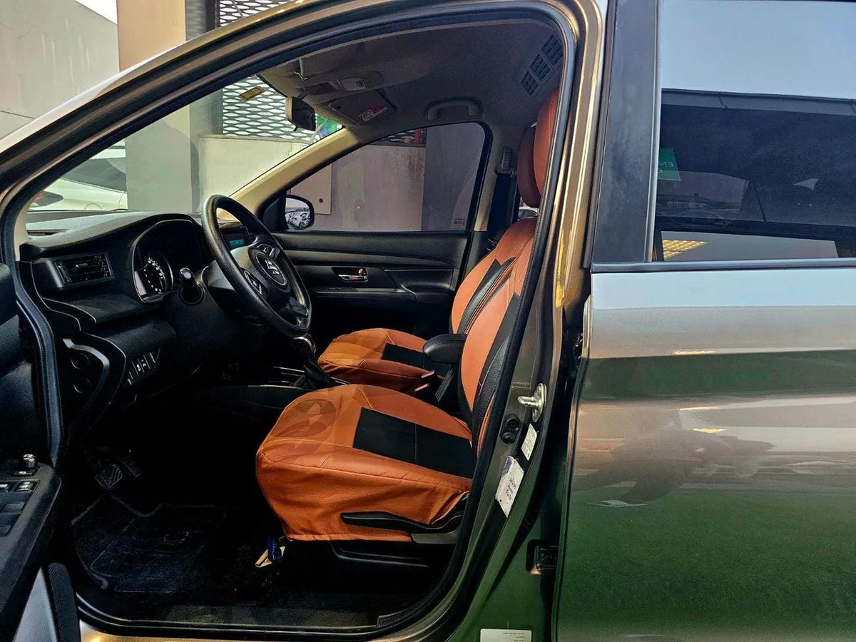 Suzuki Ertiga ERTIGA GLX / ORIGINAL PAINT / 7 SEATS / REAR CAMERA / LOW MILEAGE-13-0