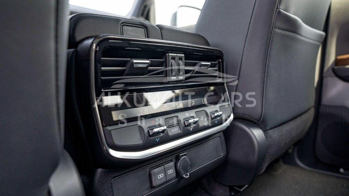 Toyota Land Cruiser TOYOTA LAND CRUISER LC300 VX 4.0P AT MY2025 Grey-12-0