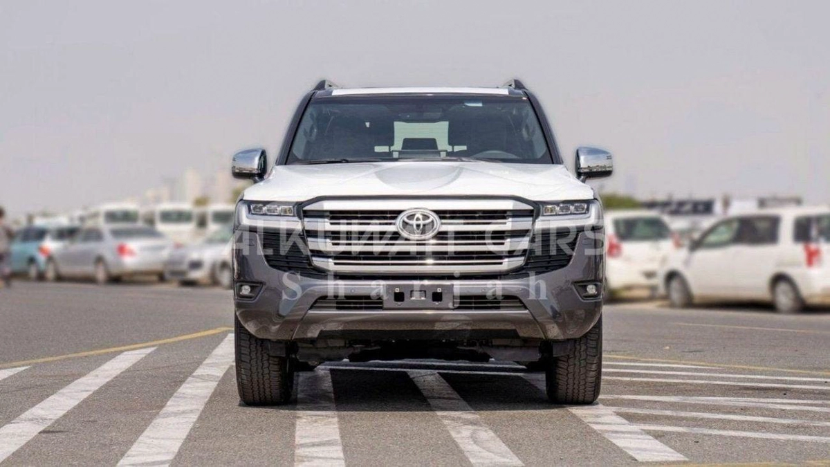 Toyota Land Cruiser TOYOTA LAND CRUISER LC300 VX 4.0P AT MY2025 Grey-2-0
