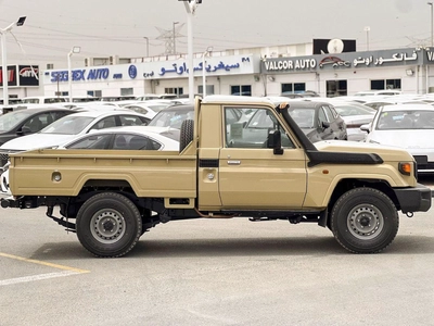 Toyota Land Cruiser Pick Up  EXPORT ONLY - Toyota LC79 4.0L Petrol A/T-3