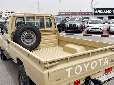 Toyota Land Cruiser Pick Up  EXPORT ONLY - Toyota LC79 4.0L Petrol A/T-8