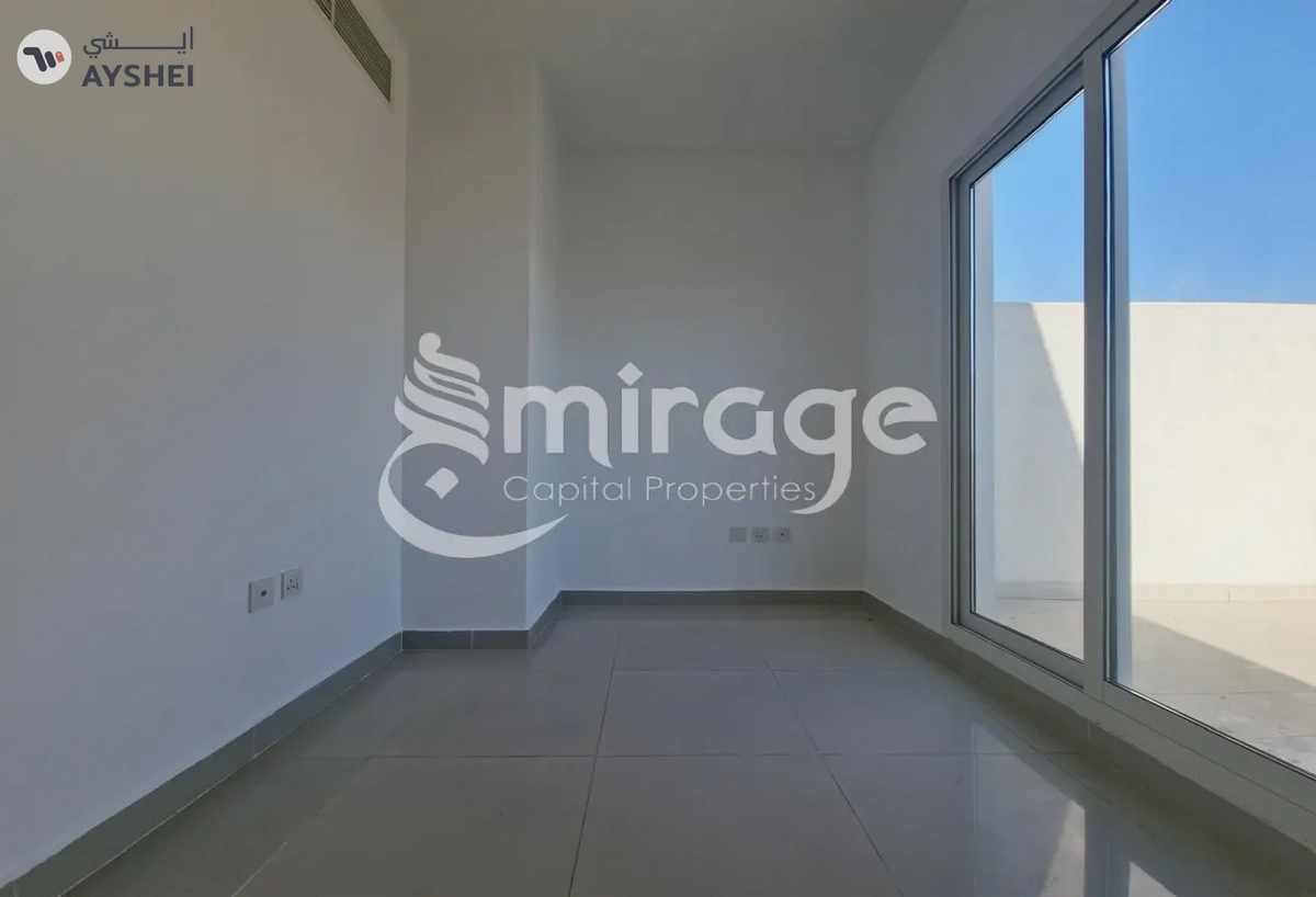 TOWNHOUSE FOR SALE IN DESERT STYLE, AL REEF VILLAS