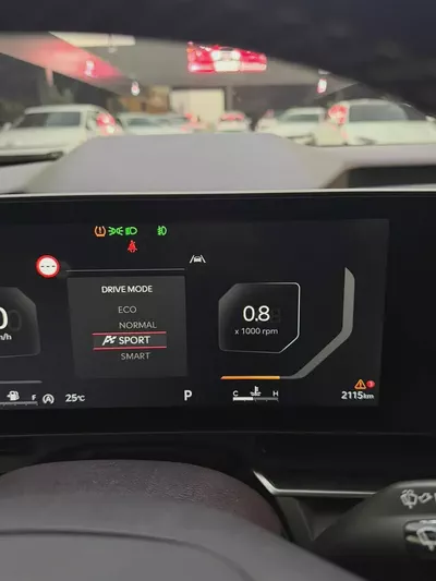 Brand New Kia Carnival 2025 - Korean Specs - Luxury Family Minivan-16